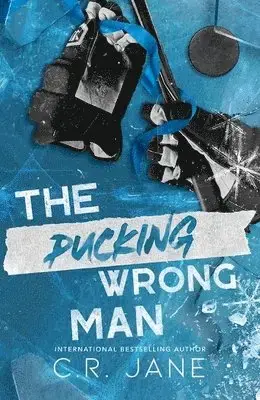 Efterfrågad - Pucking Wrong Man
